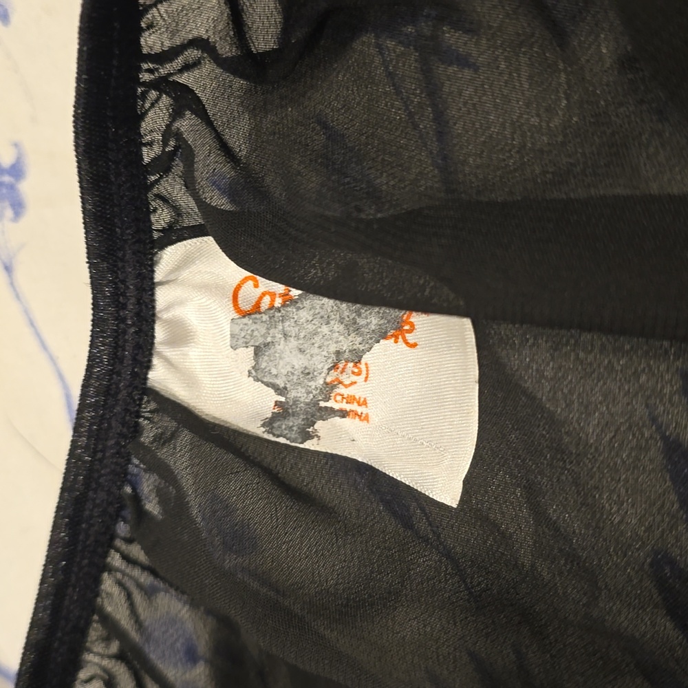 ❤️10/$13 New cat and jack sheer skirt - Picture 2 of 2